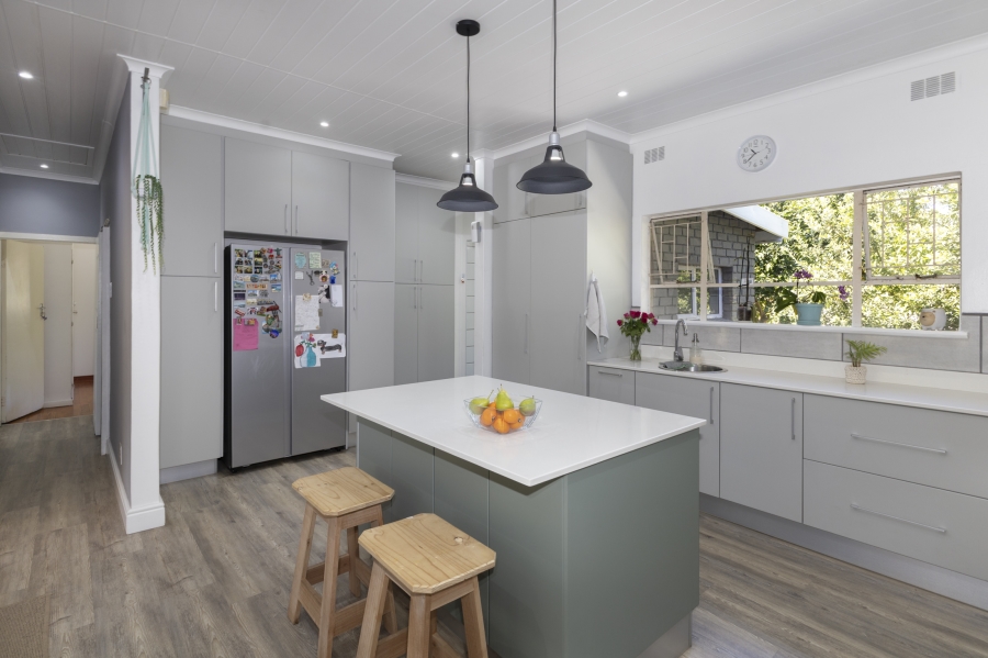 5 Bedroom Property for Sale in West Bank Eastern Cape